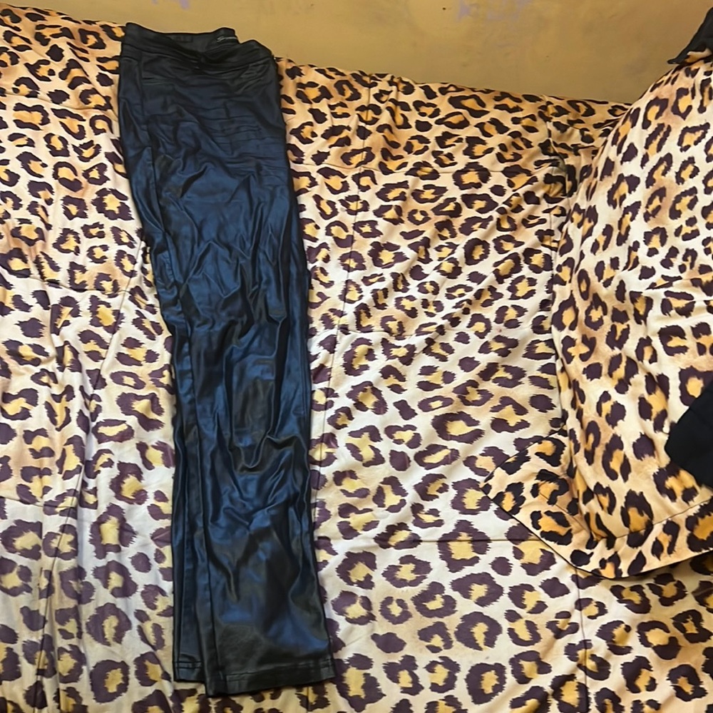 Black leather pants size 1x
